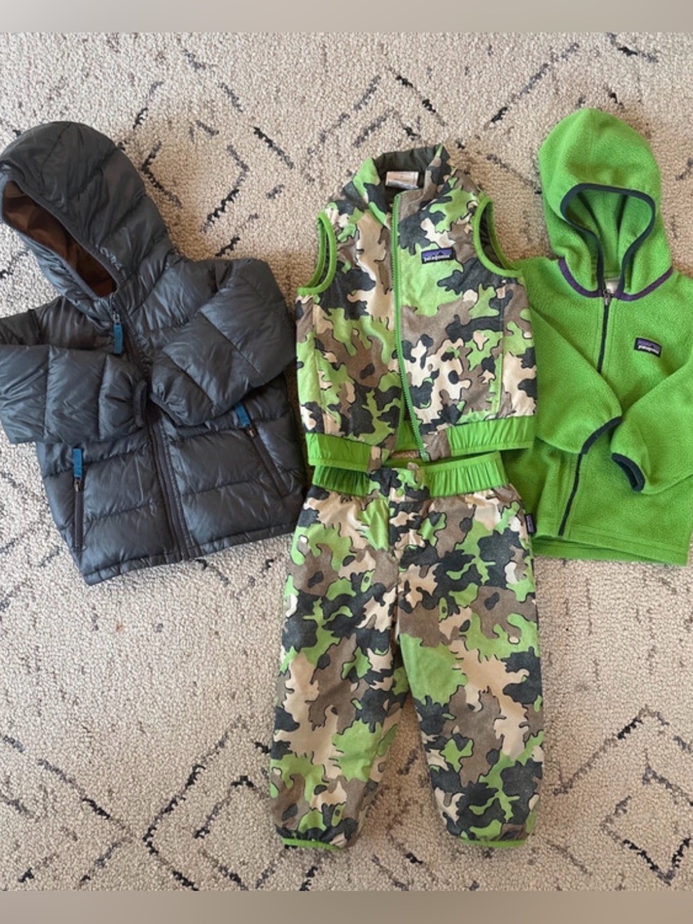 Patagonia Kids jacket Vest and Pants and fleece (2T)